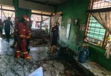 Api Hanguskan Ruang Tamu Rumah Warga di Air Tawar Padang