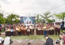 Wali Kota Pariaman Yota Balad Resmi Tutup Pesantren Ramadhan 1447 H