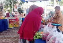 Gerakan Pangan Murah jelang Idulfitri di Padang