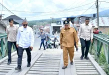 Tinjau Kondisi Jembatan Bailey, Bupati Agam Pastikan Keamanan