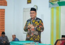 Sekda Sumbar Ingatkan Bahaya Narkoba saat Safari Ramadan di Pessel