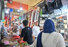 Pasar Perbelanjaan Padat, Wako Zulmaeta Nilai Daya Beli Masyarakat Terjaga