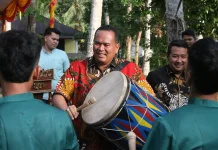 Wali Kota Pariaman Buka Festival Indang dan Alek Nagari Koto Marapak 2026
