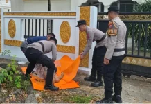 Polisi Selidiki Penemuan Mayat di Trotoar Depan Museum Adityawarman