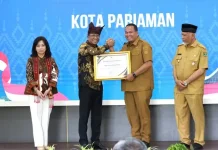 Wali Kota Pariaman Terima Penghargaan Pembentukan Posbankum