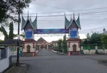 Kemenhaj Dorong Ekosistem Ekonomi Haji, UMKM Sumbar Siapkan Oleh-Oleh Jemaah