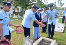 Danlanud Sutan Sjahrir Pimpin Ziarah Rombongan di TMP Kusuma Negara Padang