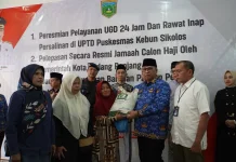 Ribuan Warga Padang Panjang Terima Bantuan Pangan