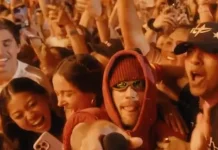 Justin Bieber Gemparkan Coachella dengan Gaya Unik