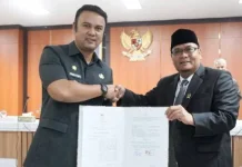 Pemkab Sijunjung Teken Kerjasama Layanan Hukum dengan Pengadilan Negeri Muaro
