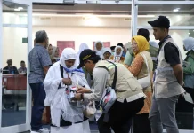 Jemaah Kloter 6 Embarkasi Padang Tiba di Asrama Haji, Siap Berangkat ke Tanah Suci