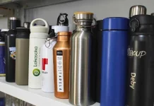 Membiasakan Memakai Tumbler untuk Mengurangi Limbah Plastik