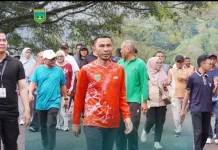 Perkuat Kebersamaan, Pemko Padang Panjang Gelar Jalan Sehat ASN