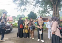 Ketua Harian Kwarcab Pramuka Tinjau Kegiatan Perjusami SMAN 1 Padang Panjang