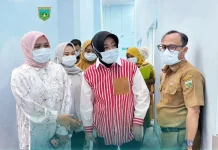 Pantau Langsung SPPG, TP-PKK Padang Panjang Pastikan Standar Higienitas MBG