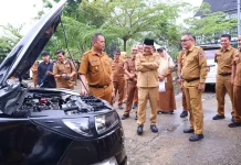 Wali Kota Payakumbuh Zulmaeta Pimpin Apel Pemeriksaan Kendaraan Dinas