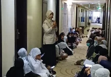 Embarkasi Padang Beri Bimbingan Fikih Haid bagi Jemaah Perempuan