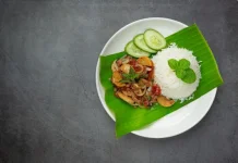 Manfaat Penyajian Makanan menggunakan Daun Pisang