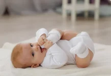 Fakta Unik Perkembangan Bayi yang Kerap Luput dari Perhatian Orang Tua