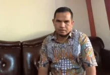 Pemkab Solok Pasang Lampu Penerangan Jalan Antisipasi Kecelakaan di Surian
