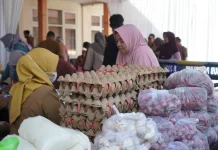 Pasar Murah Payakumbuh Diserbu Warga, Harga Bahan Pokok Disubsidi hingga 50 Persen