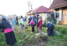 Ratusan Elemen Masyarakat dan Aparat Berkolaborasi Bersihkan Kota