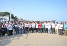 Gubernur Mahyeldi Pimpin Goro Gerakan Indonesia Asri di Pantai Purus