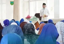 Wawako Padang Panjang Ajak Jemaah BKMT Tingkatkan Ibadah dan Pererat Silaturahmi