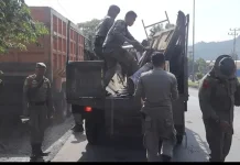 Tak Hiraukan Teguran Satpol PP Padang, Lapak Pedagang Langsung Diamankan