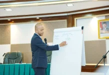Unand Hadirkan Wawasan Neuroleadership dalam Kuliah Umum Dies Natalis ke-70
