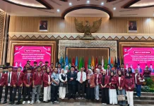Studi Lapangan ke DPRD Sumbar, Mahasiswa Fisipol Ekasakti Ikuti Paripurna