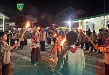 Persami SDN 14 Padang Panjang Barat Bangun Karakter Siswa lewat Malam Api Unggun