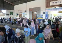 Menjelang Puncak Hoyak Tabuik, 4.655 Kursi Kereta Api Masih Kosong