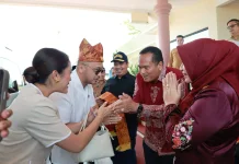 Wamenbud Giring Ganesha Hadiri Puncak Pesona Budaya Hoyak Tabuik Piaman 2026