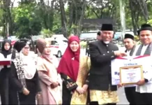 Jadi Teladan, Marwansyah Raih Penghargaan ASN Model Ketahanan Keluarga