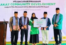 Zakat Kembangkan Tenun Ampalu untuk Tingkatkan Ekonomi Mustahik