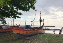 Nelayan Padang Kesulitan Melaut akibat Arus Laut Deras
