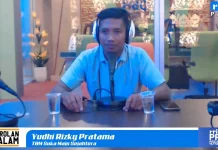 Geliat Budaya Literasi Buku dan Adat di Bawah Jembatan Pantai Purus Padang
