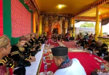 Pengukuhan Pucuak Adat Perkuat Pelestarian Budaya Minangkabau di Pasbar
