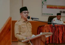 Bupati Solok Selatan Ajak Dunia Usaha Salurkan Zakat melalui Baznas