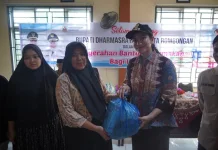 Pemkab Dharmasraya Salurkan Bantuan Permakanan Bagi Ibu Hamil dan Menyusui