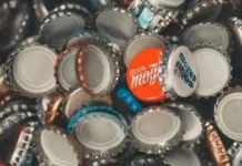 Pemanfaatan Tutup Botol Bekas Menghasilkan Berbagai Karya