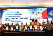 Pasaman Barat Teken Hibah Lahan untuk Sekolah Nasional Terintegrasi