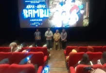 Lisda Hendrajoni Ajak Anak Yatim Nobar Anak-Anak Bambu