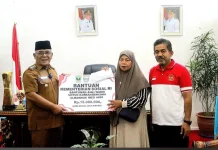 Pemkab Pasbar Salurkan Santunan Kemensos Rp45 Juta untuk Tiga Ahli Waris