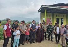 Tim Pusat Tinjau Progres Penanganan Bencana di Pesisir Selatan