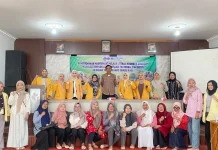UNP Bekali Warga Literasi Kosmetik dan Teh Herbal Rimpang