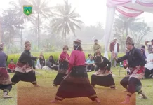 Mahasiswa Lintas Daerah Pentaskan Karya Randai Hasil Belajar Bersama Maestro