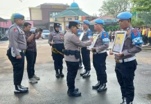 Kapolresta Padang Pimpin Upacara PTDH, Delapan Personel Diberhentikan