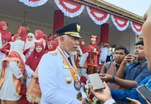Pemprov Sumbar Kirim 1 Ton Rendang untuk Korban Bencana NTT